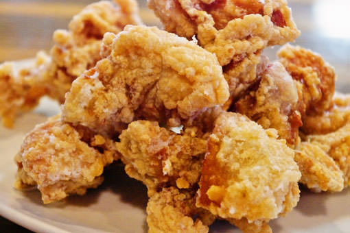 也十分推薦北海道的特色美食炸雞塊「ZANGI」