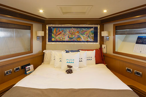 2020年10月展開瀨戶內海巡遊的海洋旅程「Joycruise」。在可稱作是“移動別墅”的義大利產且美麗的藍色觀光船裡，設有按摩浴缸與休息室，有著讓人忘卻身處於海上般的豪華與時尚感。航遊行程由熟知瀨戶內海的船員所策劃的觀光行程，以及平價停泊方案等各種行程，另配合客戶期望與預算提供客製化的服務。附餐方案中，活用經營水產加工技術公司所生產的生牡蠣與干貝等海產，品嚐同船專屬廚師大展身手的料理。